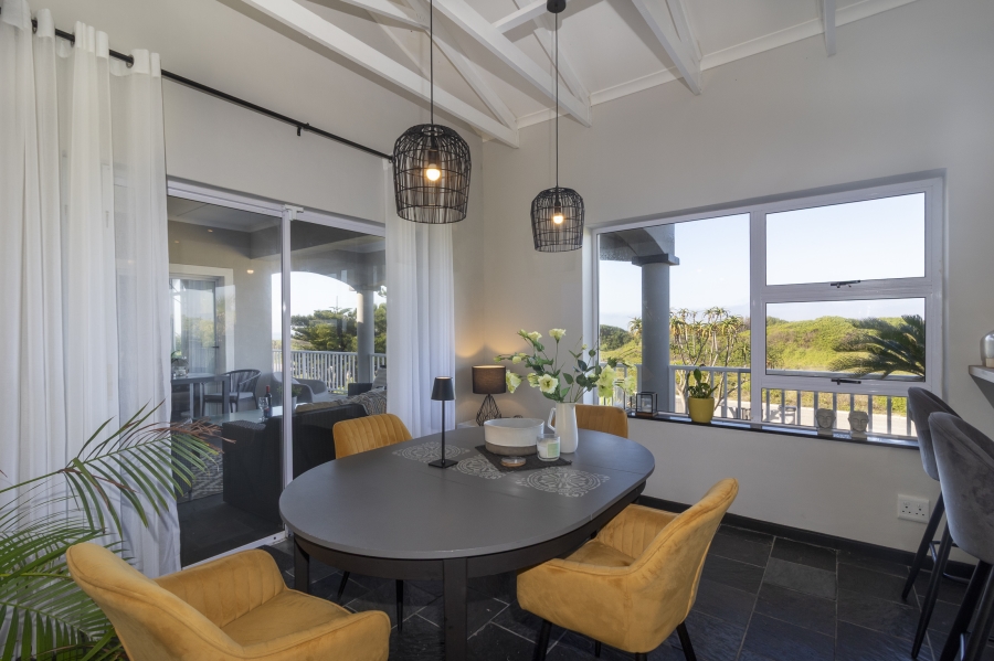 5 Bedroom Property for Sale in West Beach Eastern Cape